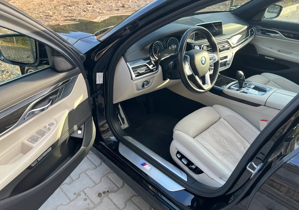 BMW Seria 7 cena 149900 przebieg: 172000, rok produkcji 2016 z Mielec małe 562